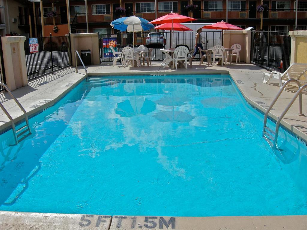 Americas Best Value Inn - Pendleton Exterior photo