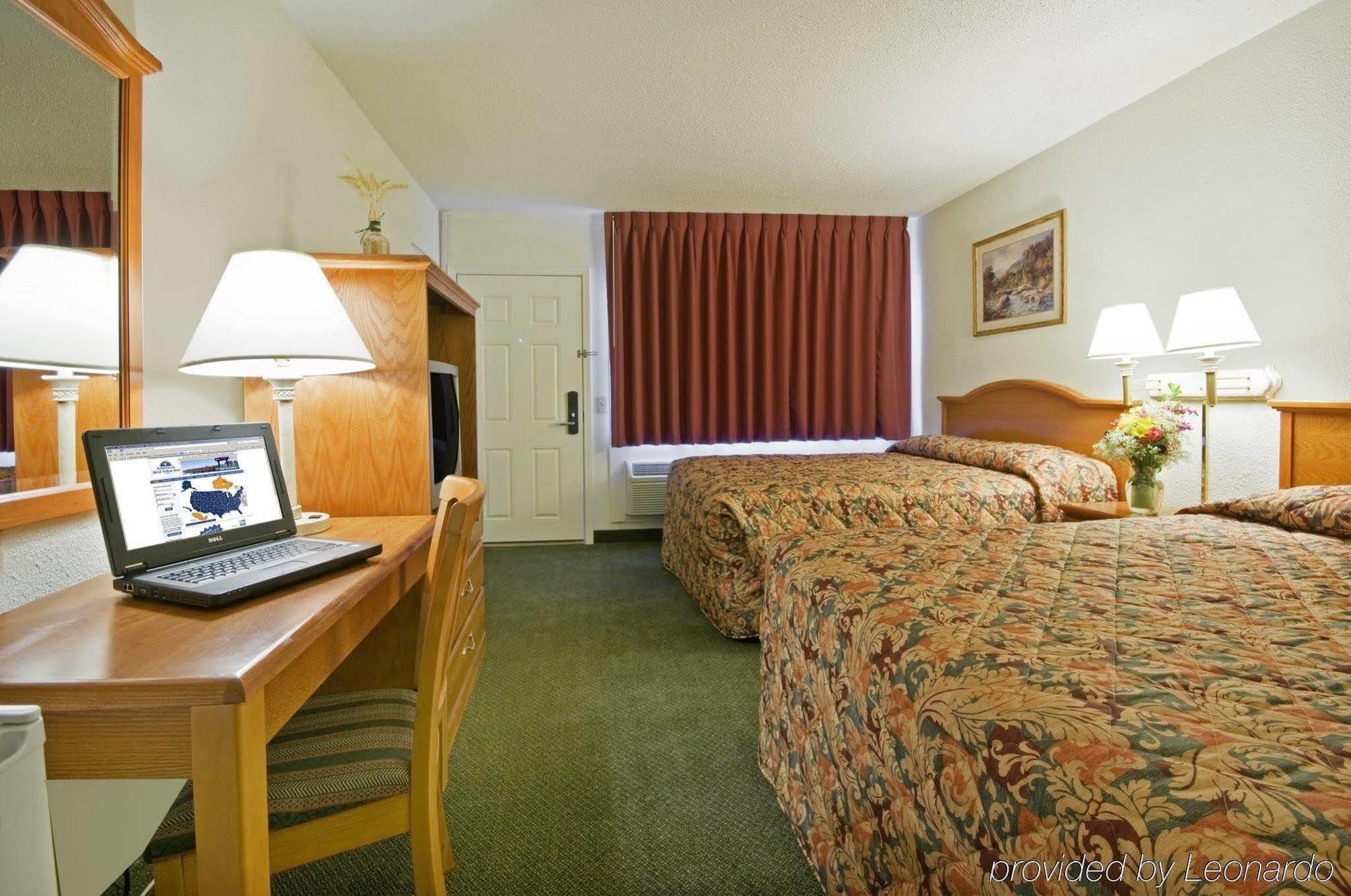 Americas Best Value Inn - Pendleton Room photo